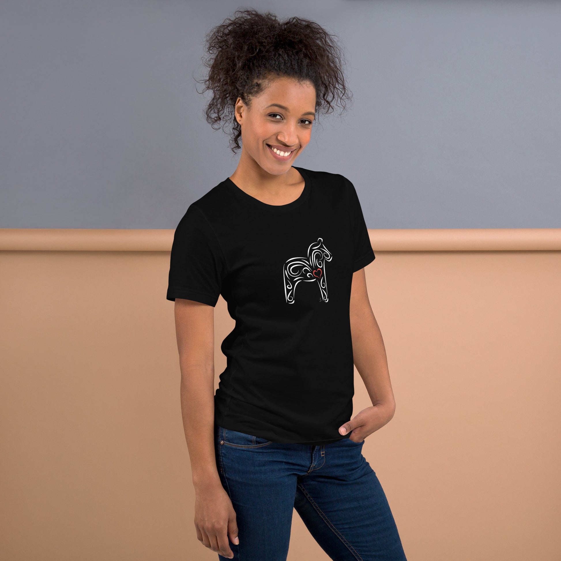 Hanna Cavanagh Design T-shit